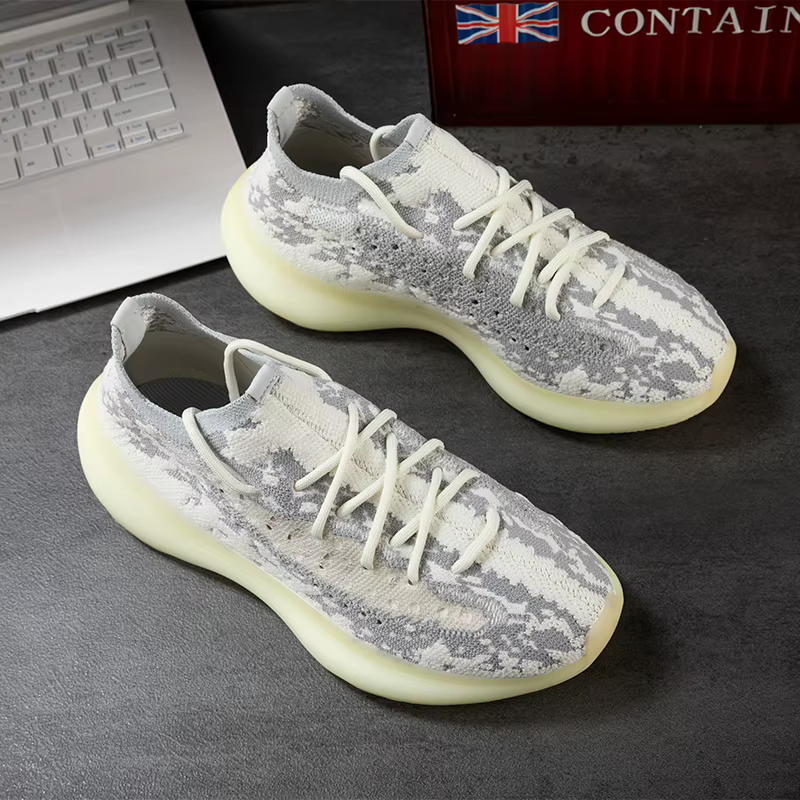 Chaussures pour hommes et femmes, style couple, chaussures Yeezy, chaussures de sport outdoor 380