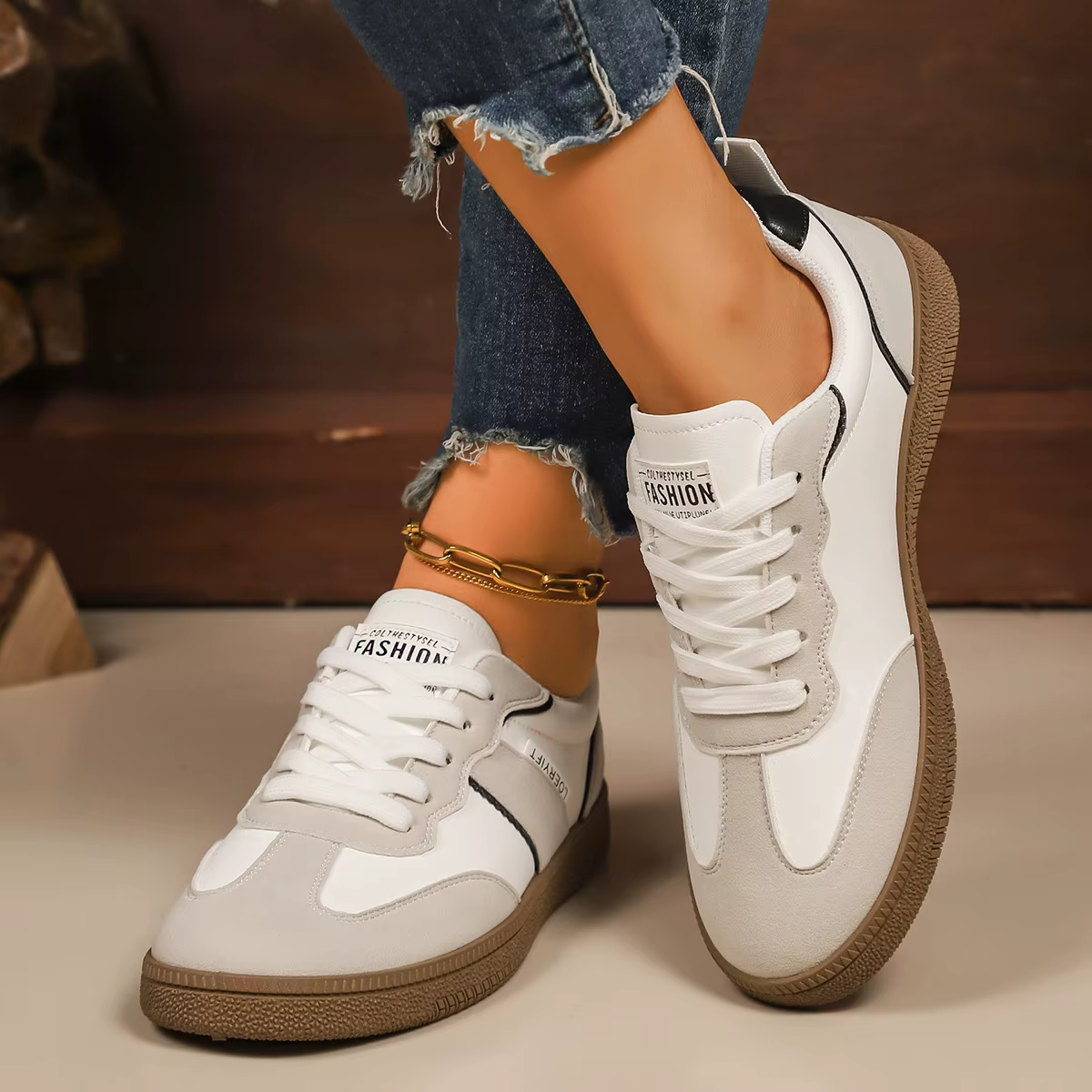 Chaussures de sport décontractées à lacets pour femmes, grande taille, confortables, respirantes, à