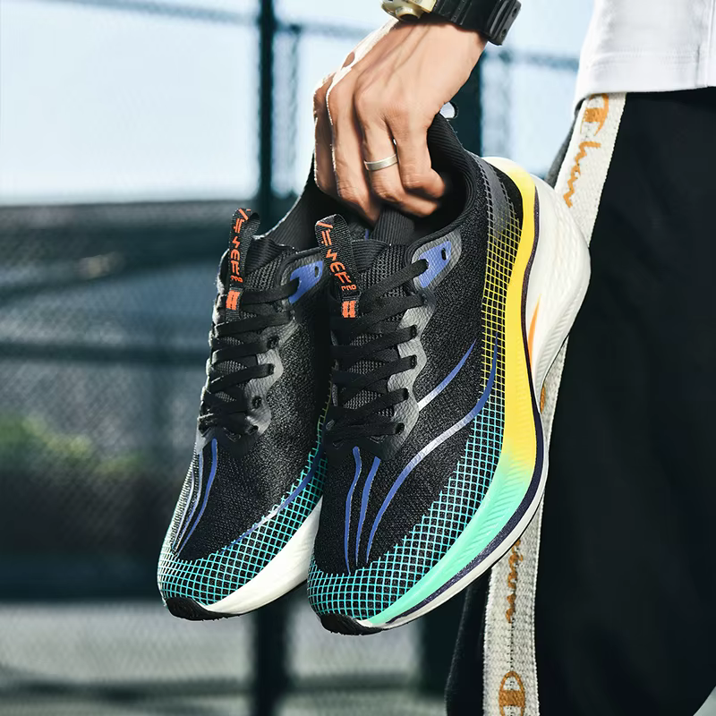 Chaussures de course de sport pour hommes et femmes, décontractées, respirantes, surface en maille, 