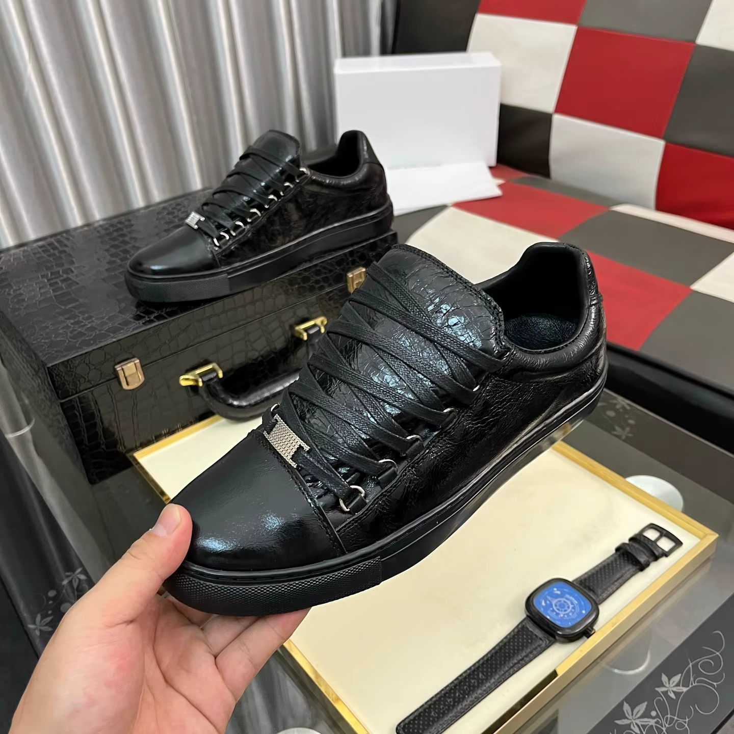 Cadeaux de Noël : Chaussures de luxe pour hommes, baskets décontractées faites à la main en cuir de