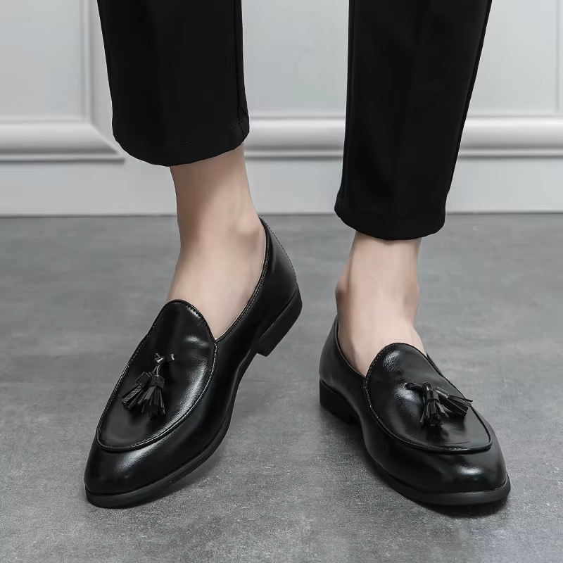 Chaussures formelles pour hommes Mocassins à pompons