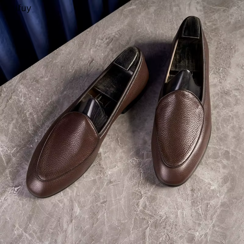 Chaussures décontractées noires pour hommes en cuir véritable à enfiler, collection Printemps 2026, 