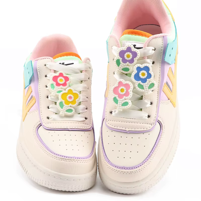 Breloques de chaussure de fleur en plastique conception lacets Clips boucle lacets de chaussure déco