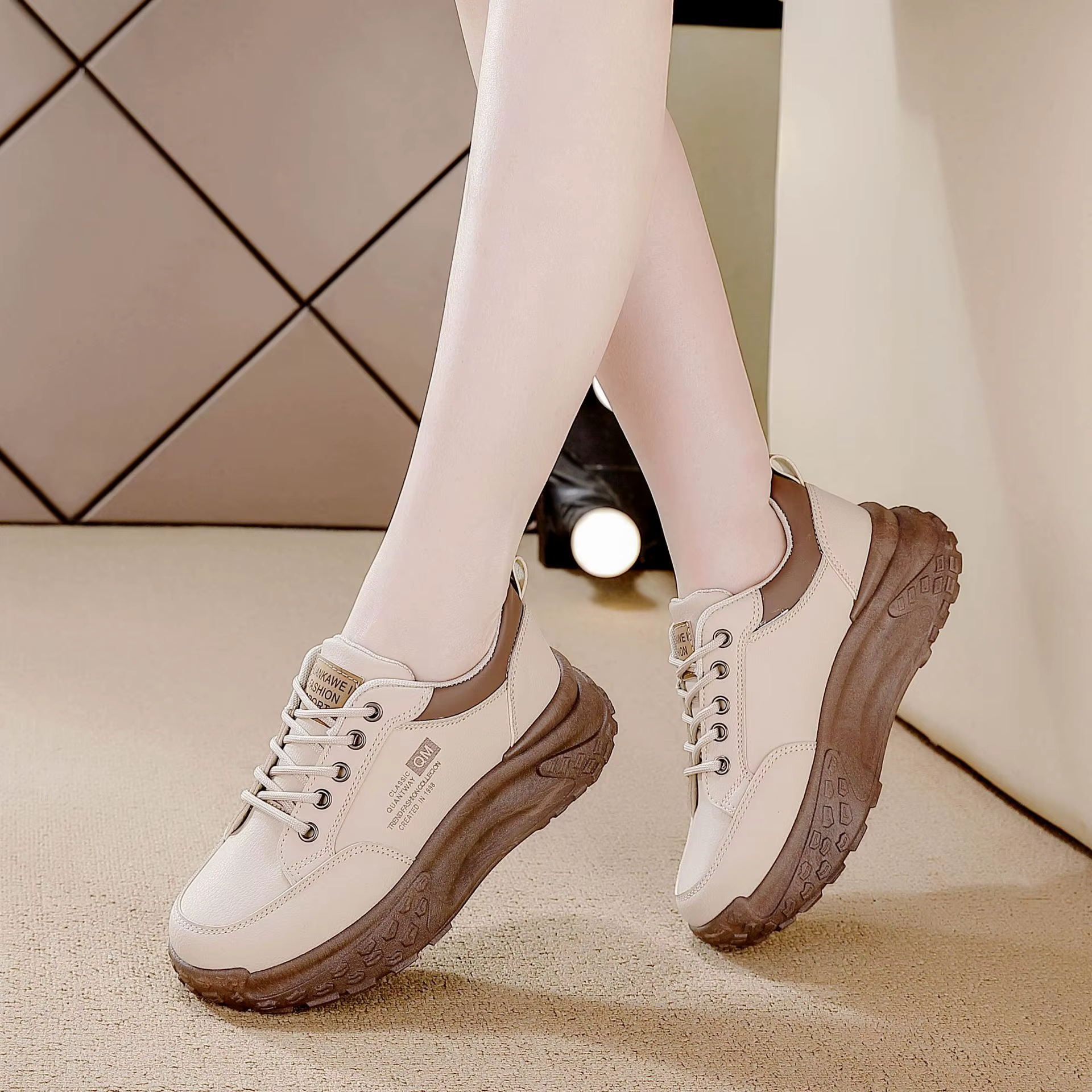 Printemps 2025 femmes papa chaussures polyvalent Absorption des chocs sport décontracté fond épais a