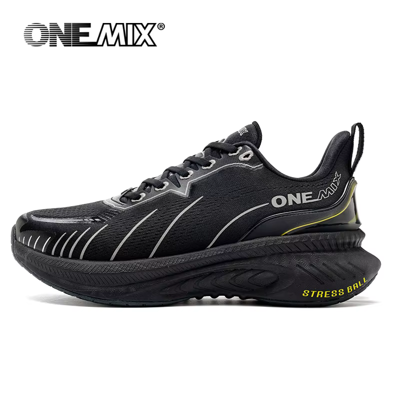 ONEMIX blanc chaussures de course sur route pour hommes coussin d'air chaussures de Sport en plein A