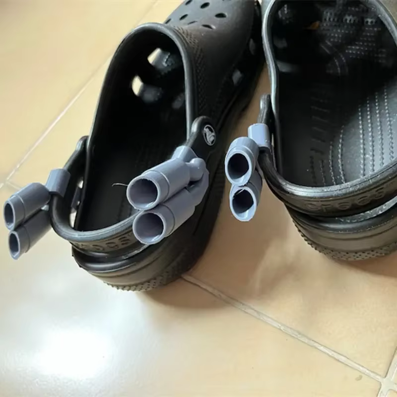 1 paire d'échappement à double silencieux pour Crocs, accessoires de charme de chaussure remarquables