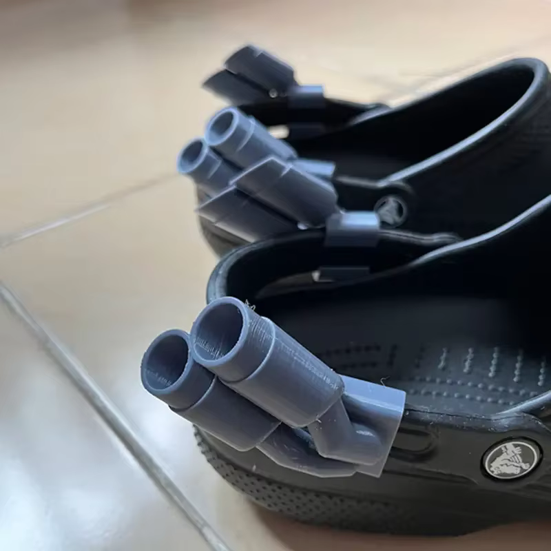 1 paire d'échappement à double silencieux pour Crocs, accessoires de charme de chaussure remarquables