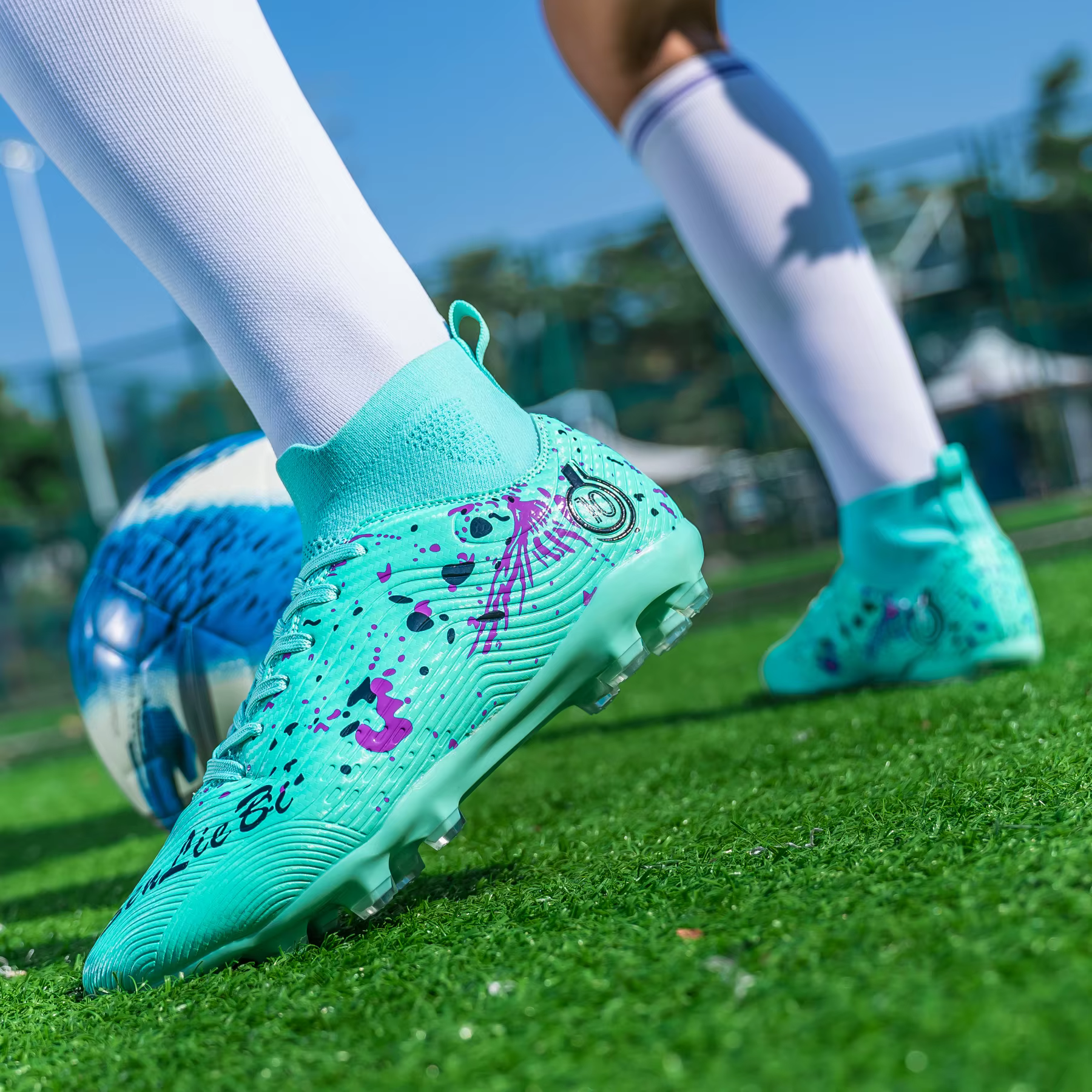Chaussures de football AG/TF à tige haute