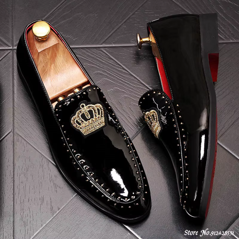 Designer marque chaussures décontractées hommes grande-bretagne couronne broderie Rivet Oxford robe de retour de mariage bal mocassins Sapato Social Zapatos