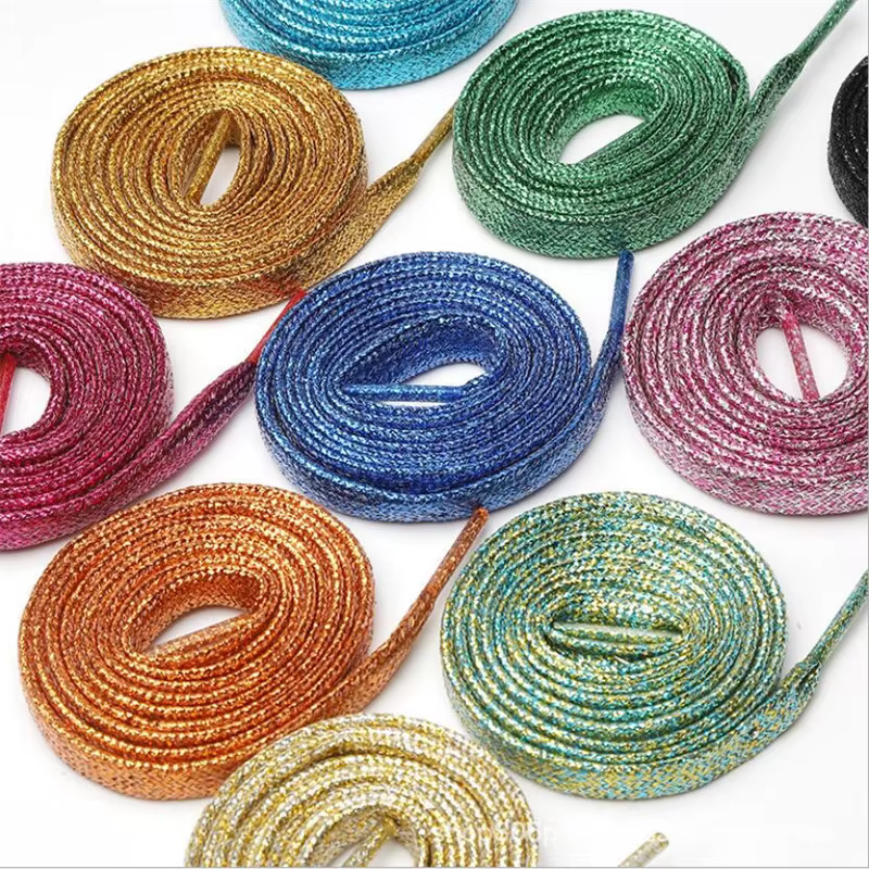 Lacets de baskets blancs à paillettes