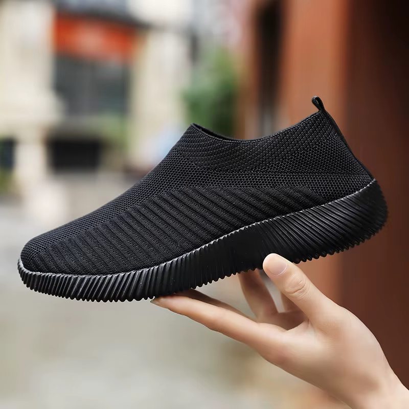 Baskets Blanches Légères à Enfiler pour Femme