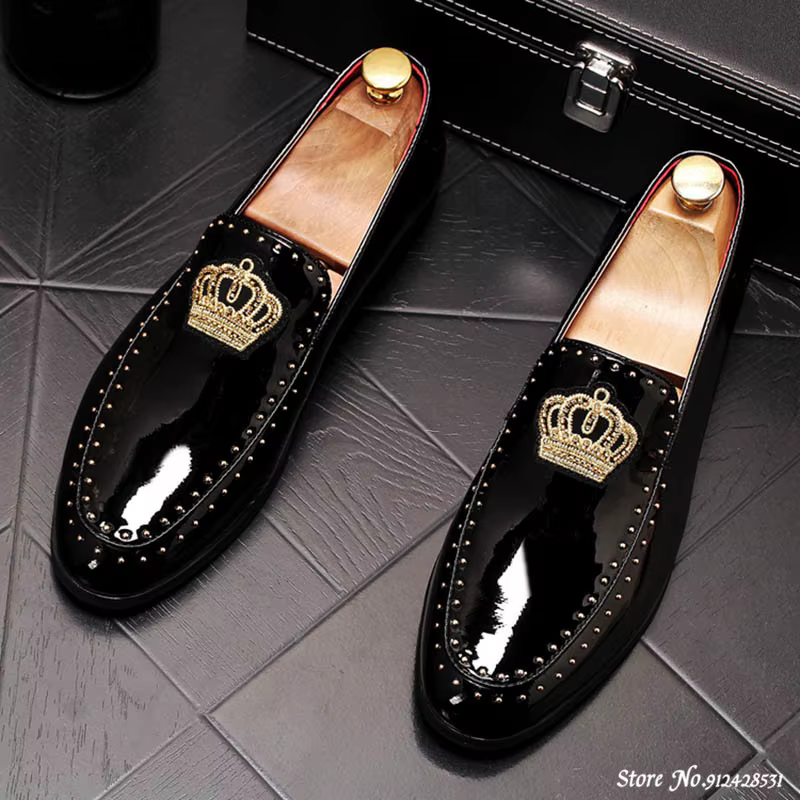 Designer marque chaussures décontractées hommes grande-bretagne couronne broderie Rivet Oxford robe de retour de mariage bal mocassins Sapato Social Zapatos