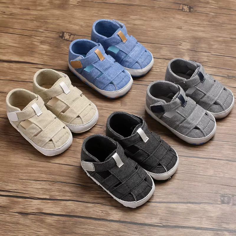 Chaussures en toile coordonnantes à semelle souple pour bébé garçon et fille