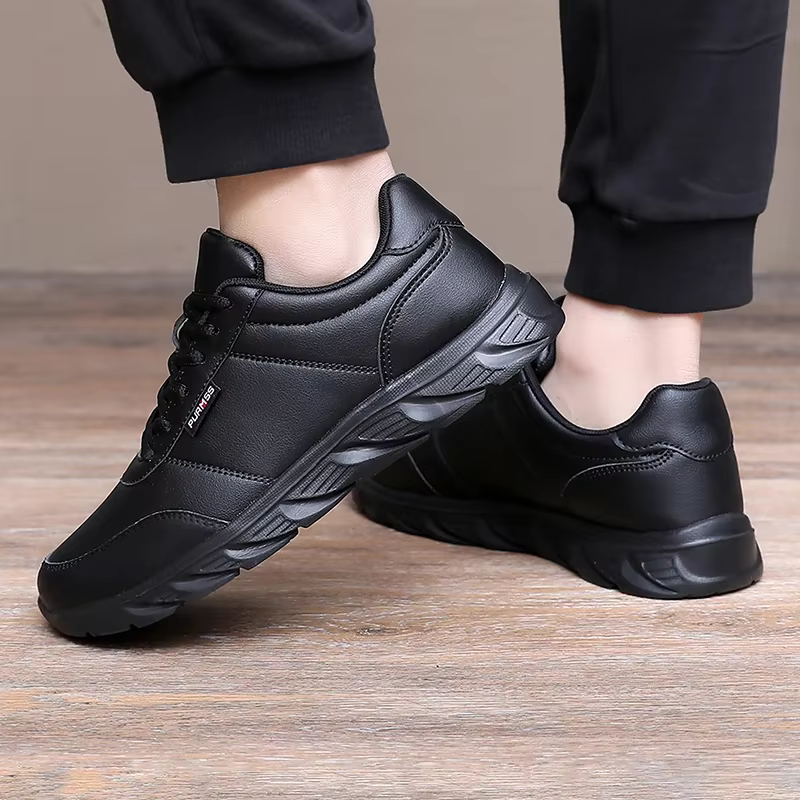 Nouveaux hommes baskets mode cuir PU chaussures décontractées