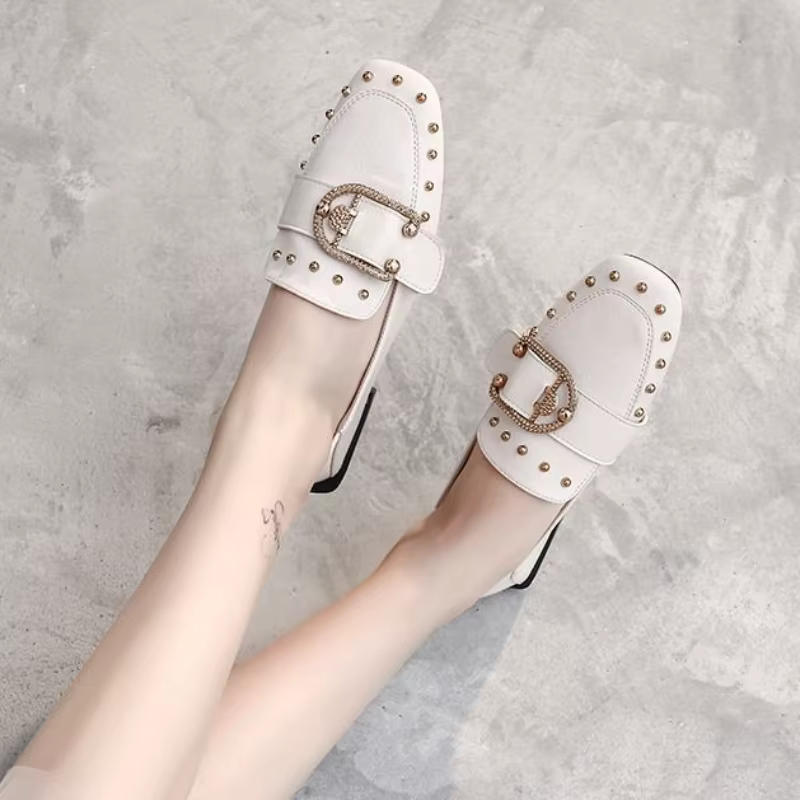 Bout carré noir mocassins chaussures pour femmes 2025 dames chaussures d'été talon bas élégant Y2k printemps Chic avec chaussure chaude élégante A