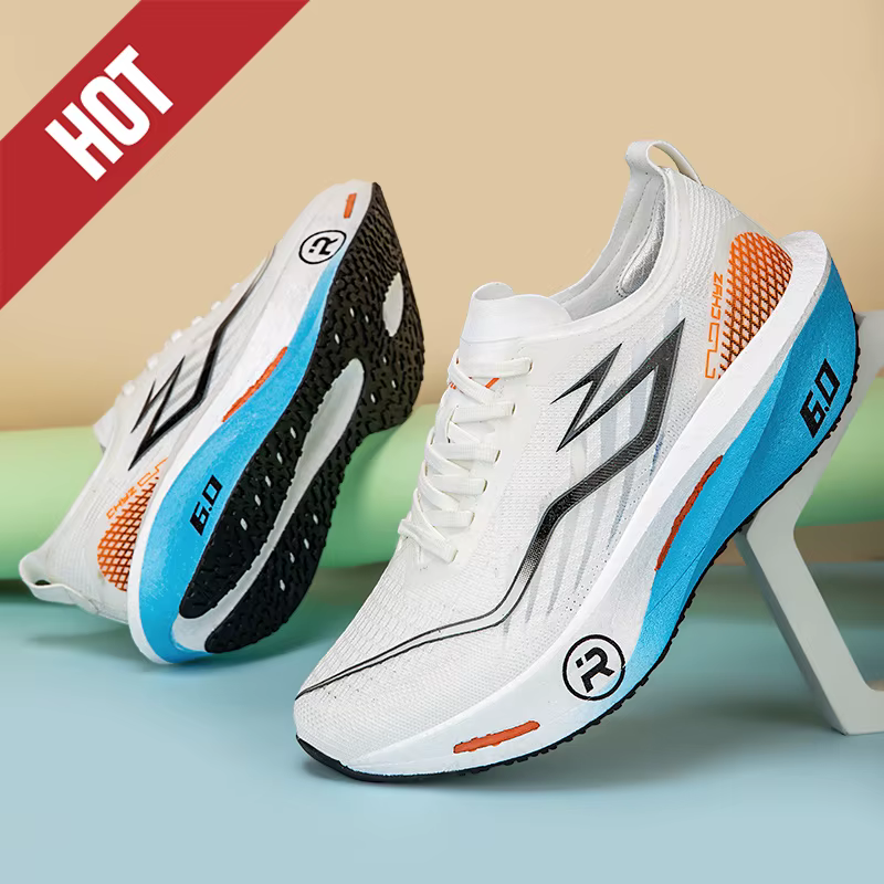 Chaussures de course à pied avec plaque en carbone