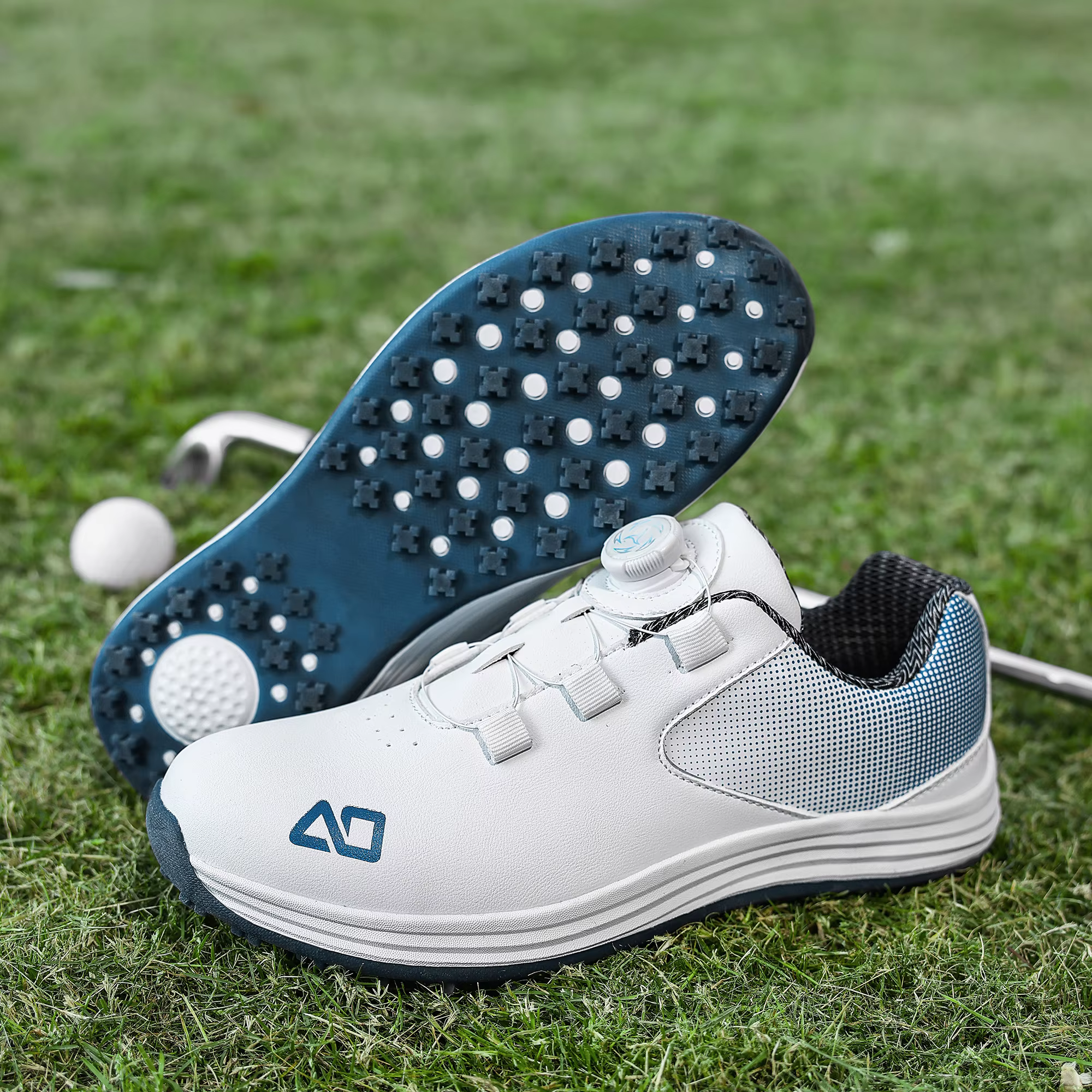Chaussures de golf pour une utilisation en plein air élégante