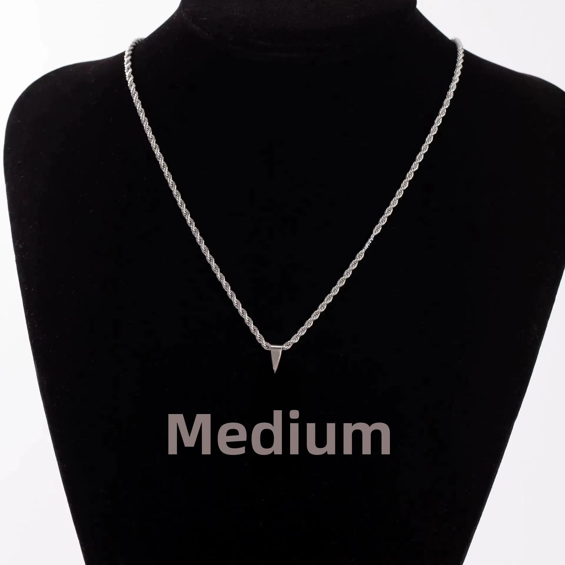 Billie Eilish collier de mode à la mode Mini accessoire de bijoux Personaje Style Hip Hop transfrontalier de la Chine continentale