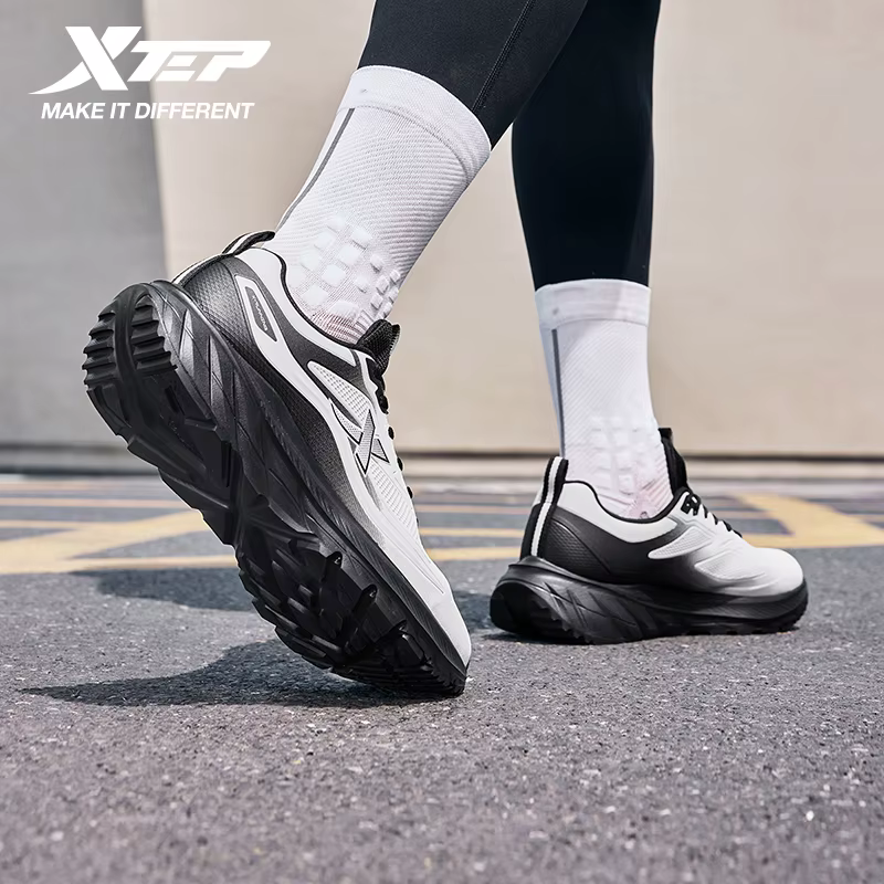 Xtep chaussure de course pour hommes QingYue coton imperméable Absorption des chocs résistant à l'usure durabilité baskets légères 875419110002