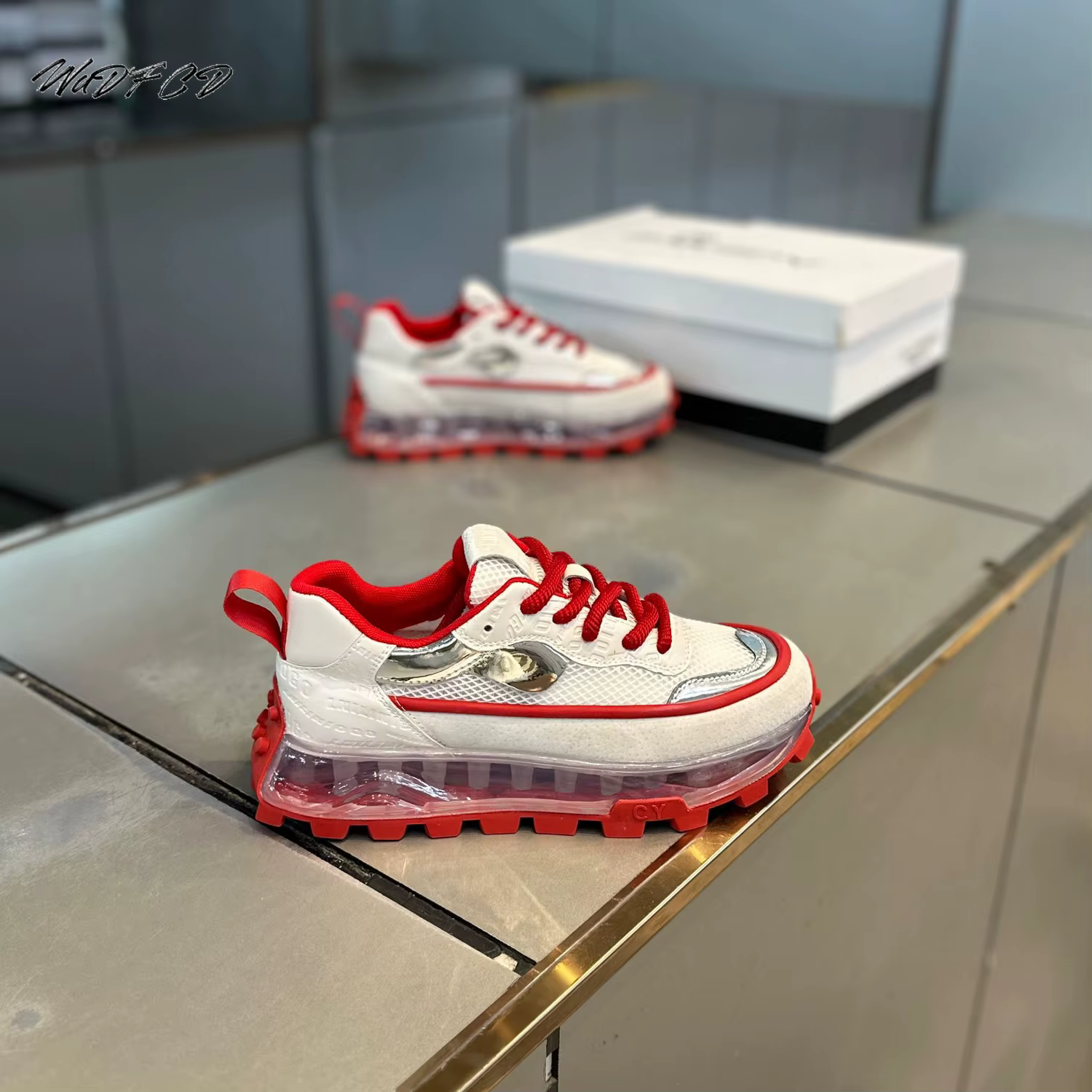 Grosse Sneaker hommes concepteur coussin d'air chaussure de Sport mode tissu en cuir décontracté respirant hauteur augmentée plate-forme conseil chaussures