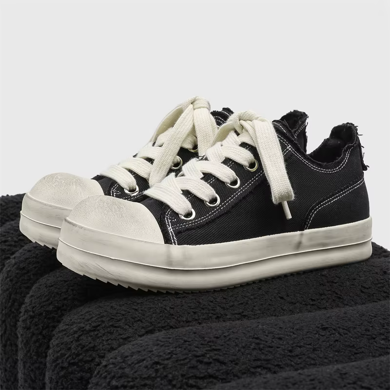 2025New hommes toile fond épais baskets mode à lacets décontracté jeunesse chaussures léger en plein air confortable plat concepteur chaussure de marche