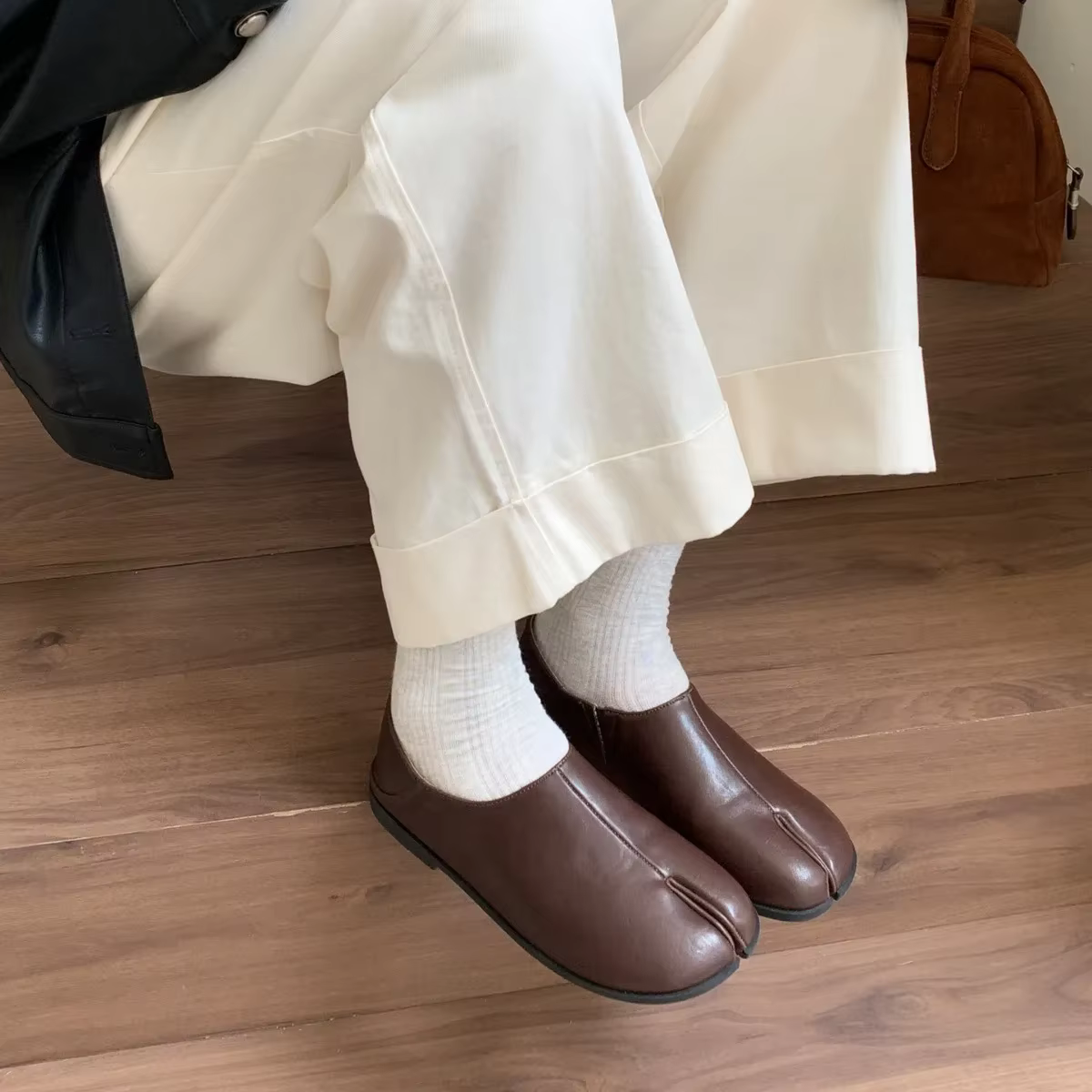 Chaussures plates originales en cuir souple pour femmes