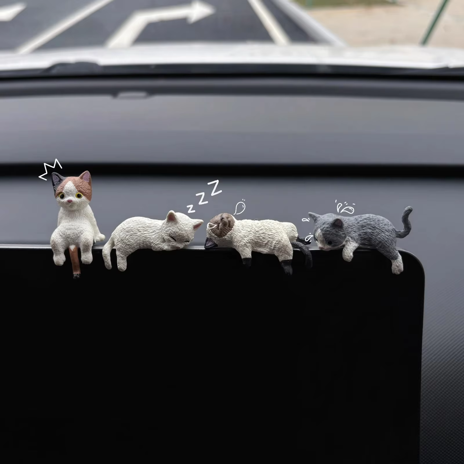 Figurine de chats de voiture, décoration de Console centrale, chaton endormi, écran de tableau de bord, ornements de rétroviseur, ornements de voiture