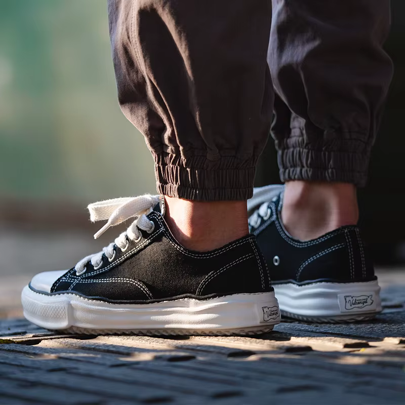 Chaussures basses décontractées en toile dissoute Maden pour hommes