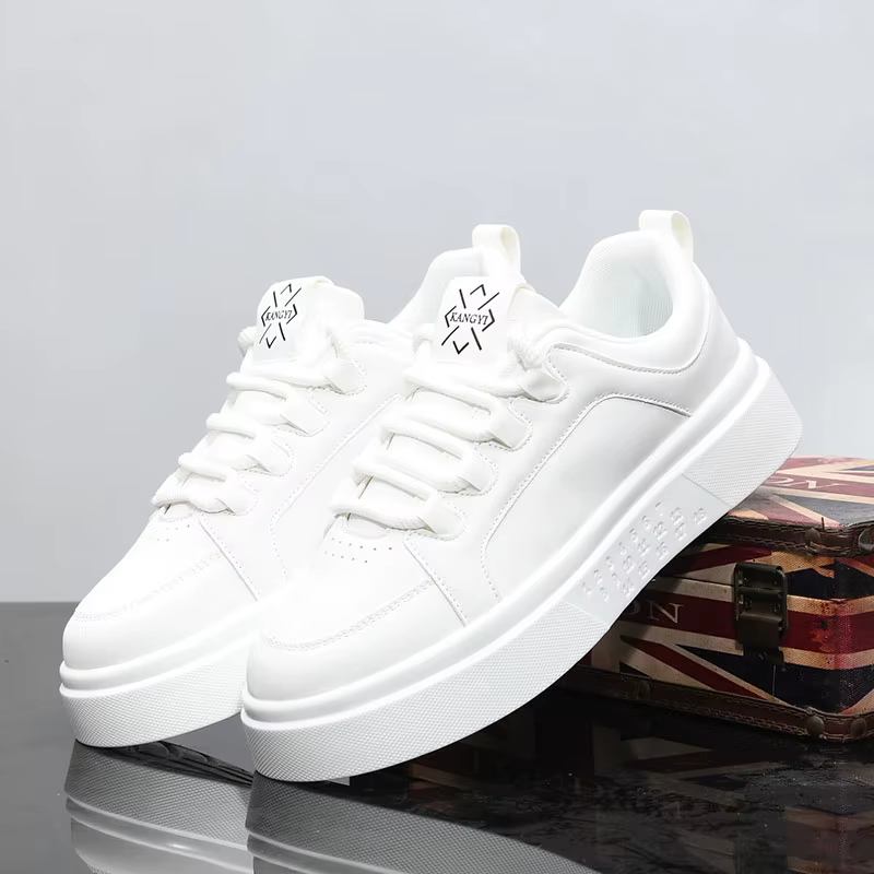 Baskets en cuir blanc à lacets pour hommes