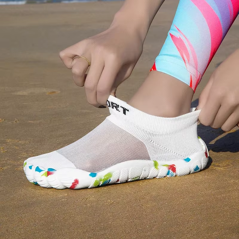 Chaussures aquatiques pour femmes et hommes
