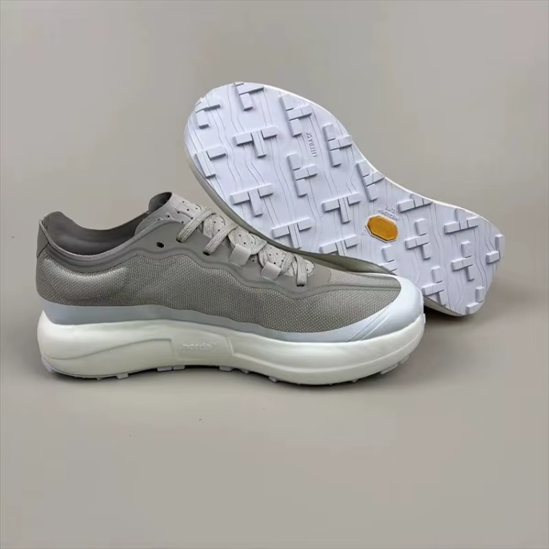 Chaussures de course classiques confortables et respirantes pour hommes