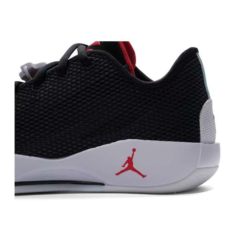 Nike Chaussures pour hommes Jordan Luka 77 Pf