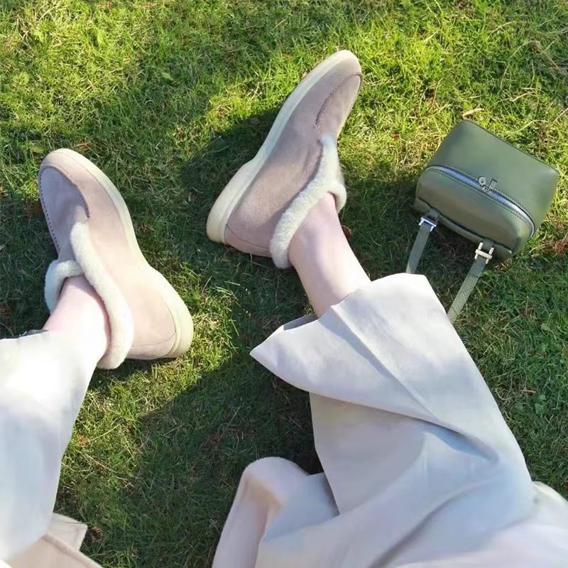 Plate-forme chaussures en toile 2023 printemps et automne chaussures pour femmes rehaussées chaussures décontractées plates bottes en cuir noir Owens baskets pour femmes