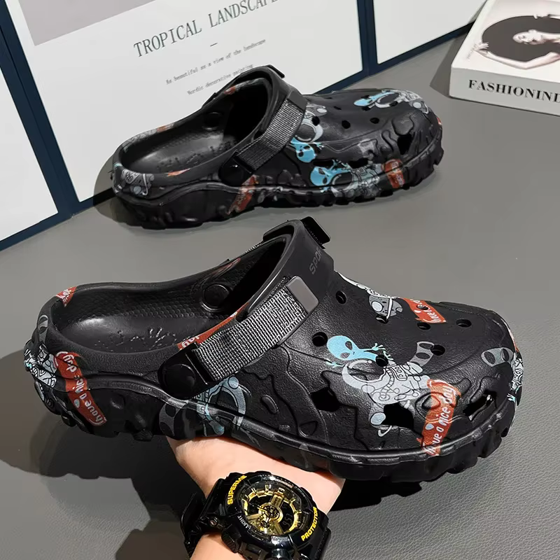 Chaussures pour hommes : Pantoufles