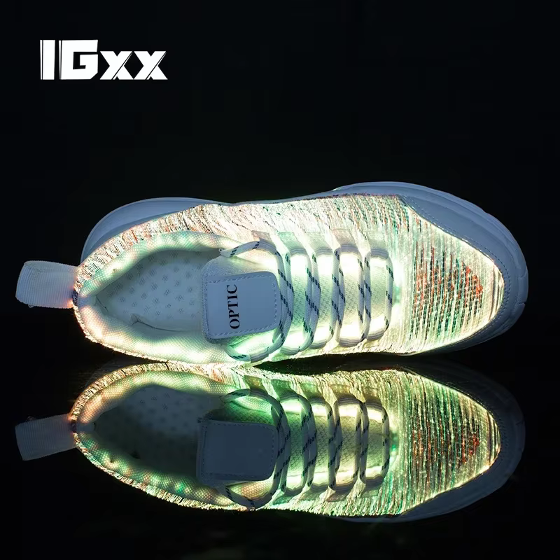 LED chaussures lumière pour hommes nouvel an cadeau éclairer baskets USB recharge fibre optique tissu semelle élastique brillant lumineux clignotant
