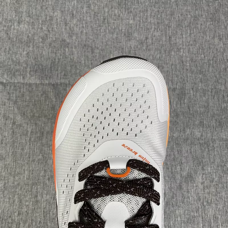 Chaussures de sport classiques confortables pour hommes