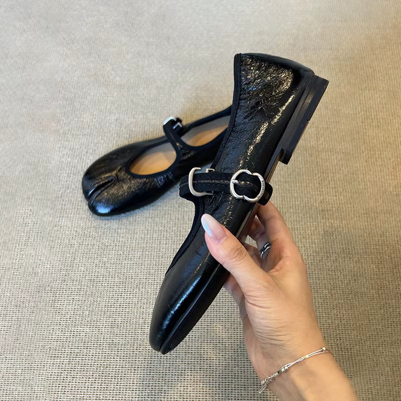 Femmes bout fendu chaussures plates un bouton Style Mary Jane