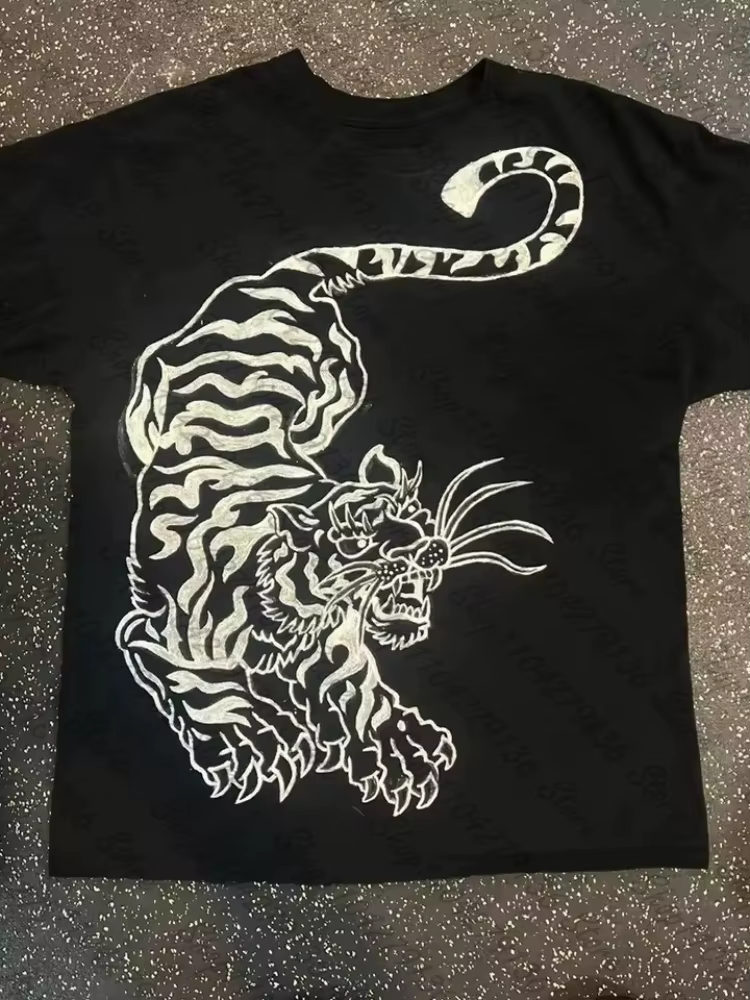 Hauts gothiques des années 2000, vêtements grunge pour femmes, vêtements pour femmes, crop top, t-shirts graphiques emo pour femmes, t-shirts courts pour femmes, Y2k Goth