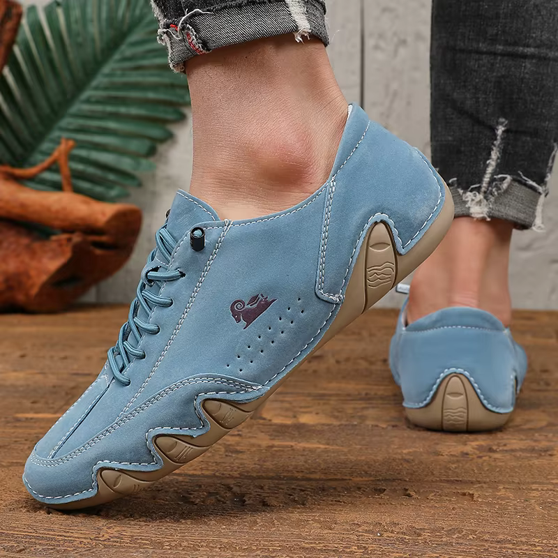 Printemps hommes coupe basse en cuir Sneaker mocassins à semelles souples anti-dérapant fond plat chaussures décontractées grande taille Zapatillas Para Hombre 2025