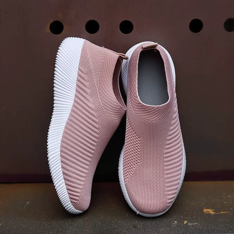Baskets Blanches Légères à Enfiler pour Femme