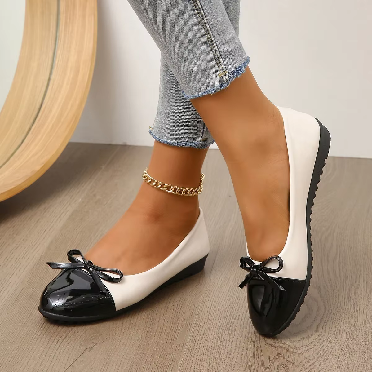 Chaussures plates classiques pour femmes