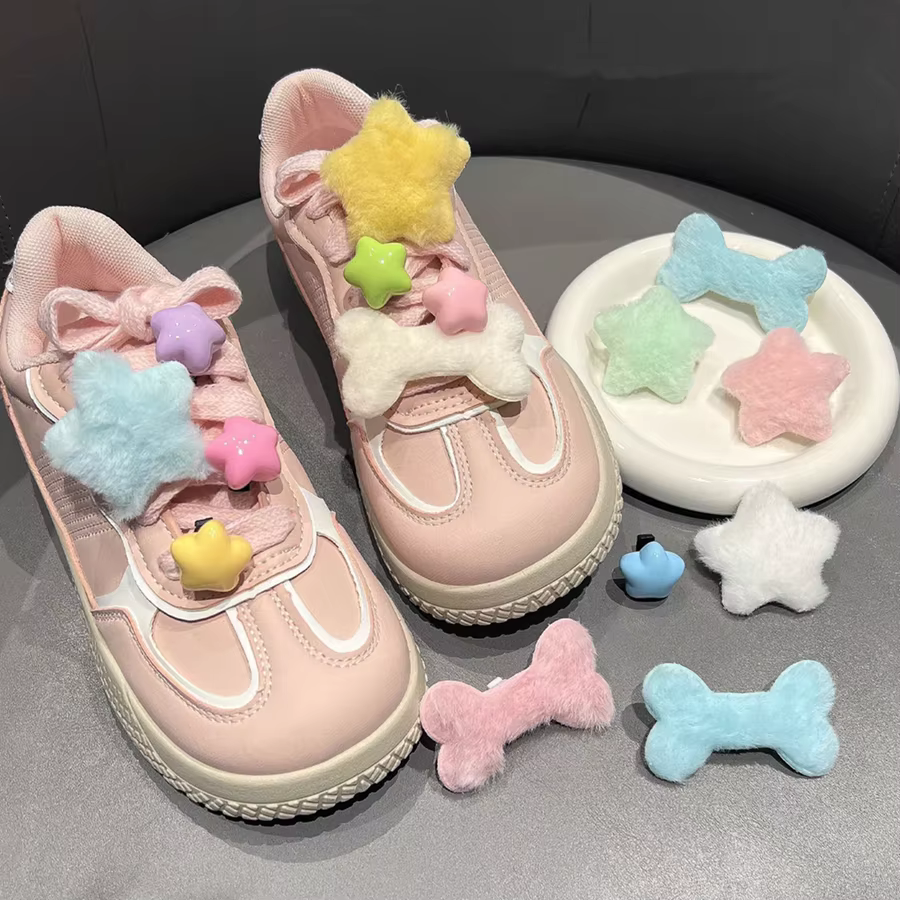 Peluche étoile chaussure boucle ornements personnalité mignon os moelleux