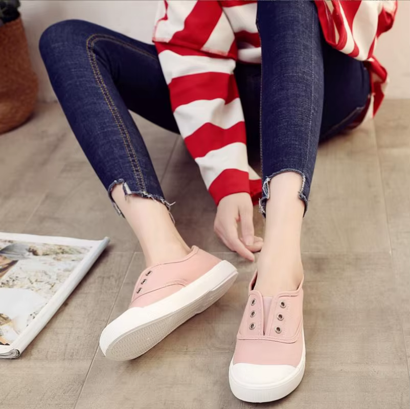 Chaussures athlétiques respirantes à enfiler pour femmes