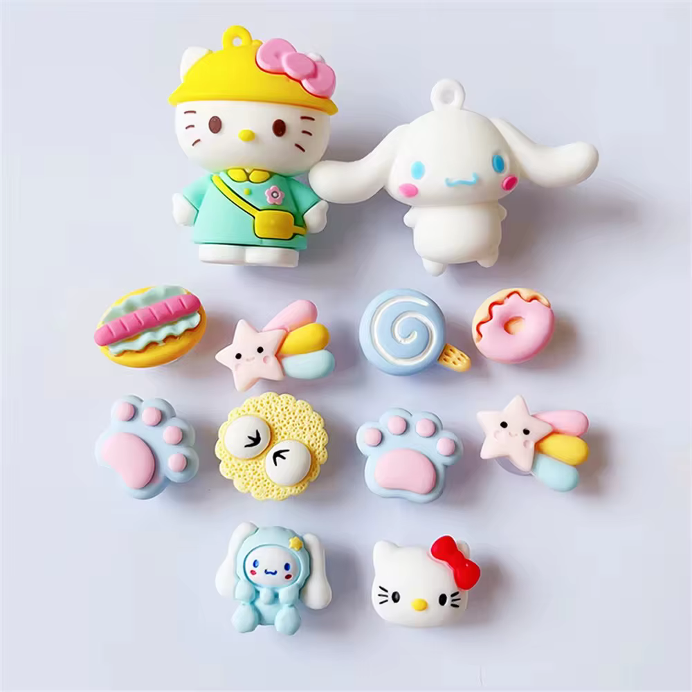 MESUCA dessin animé 3D mignon Kuromi poupée breloque chaussures accessoires bricolage détachable enfants sabots en bois sandale boucle