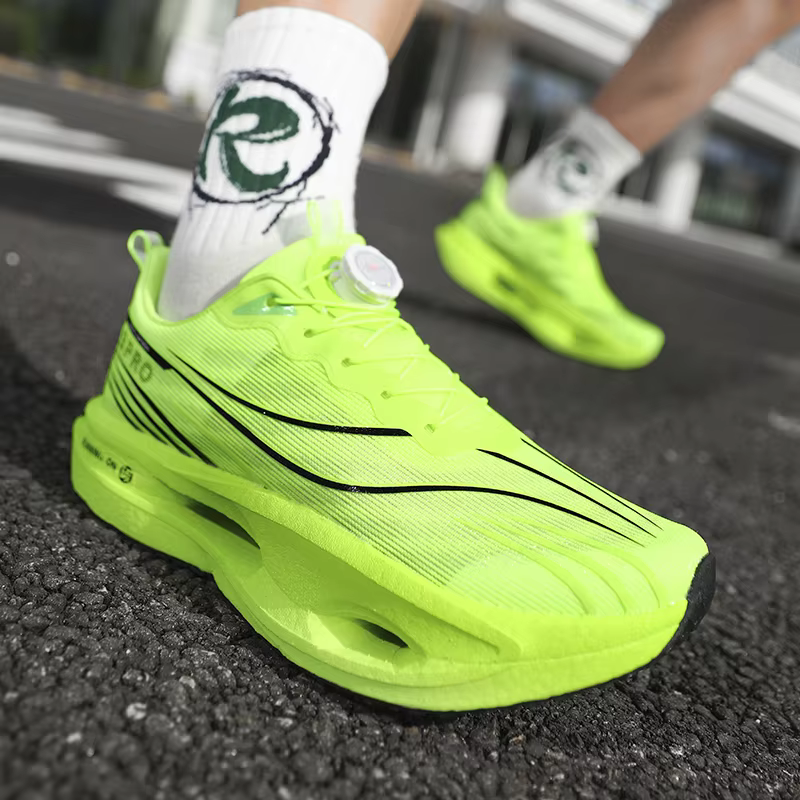 Chaussures de course pour hommes et femmes