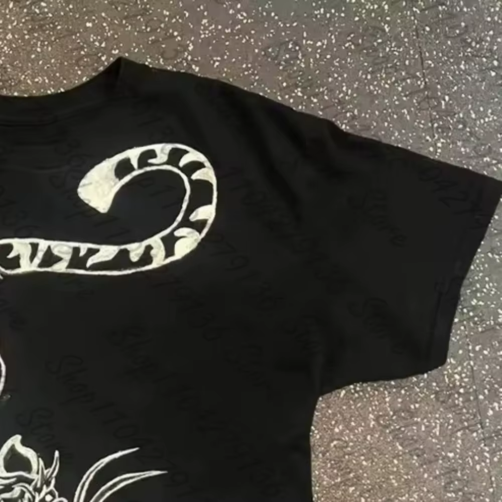 Hauts gothiques des années 2000, vêtements grunge pour femmes, vêtements pour femmes, crop top, t-shirts graphiques emo pour femmes, t-shirts courts pour femmes, Y2k Goth