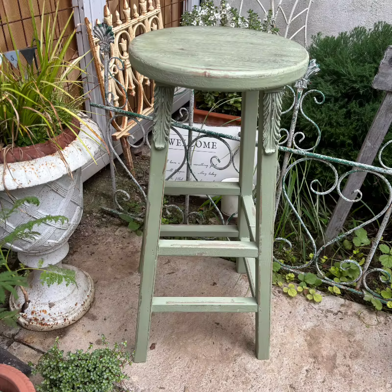 Support pour plantes rétro rustique, vieux tabouret à fleurs en bois massif avec pieds hauts, étagère d'exposition Luo verte pour balcon, décoration de jardinage domestique