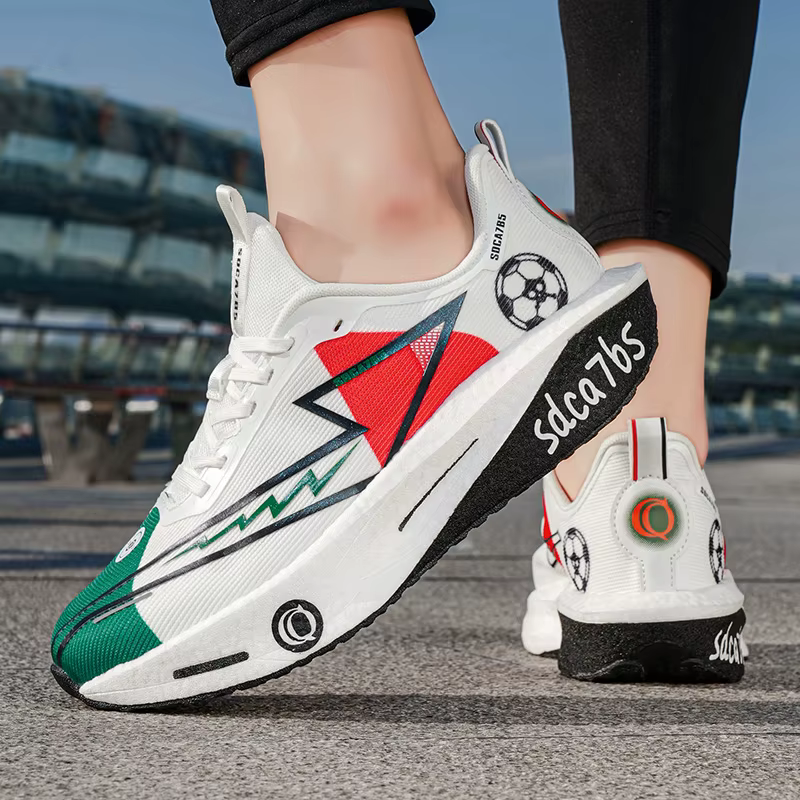 Chaussures de course avec plaque en carbone