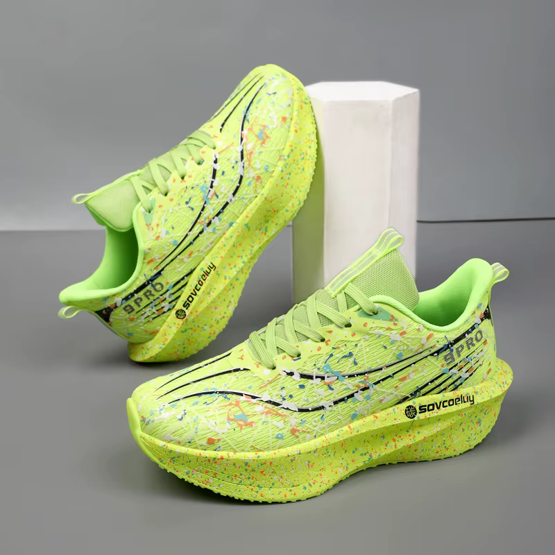 Nouvelles chaussures de course pour hommes et femmes