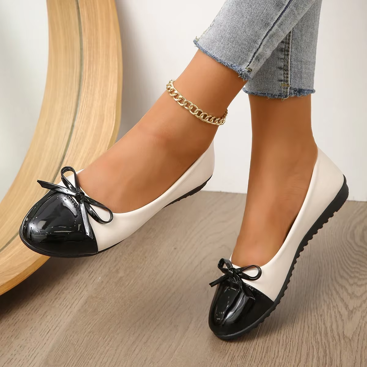 Chaussures plates classiques pour femmes